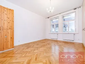Pronájem bytu 3+1, Praha - Smíchov, Zborovská, 89 m2