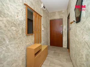 Prodej bytu 2+1, Lázně Bohdaneč, Na Lužci, 60 m2