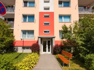 Prodej bytu 2+kk, Liberec - Liberec XXV-Vesec, Holubova, 44 m2