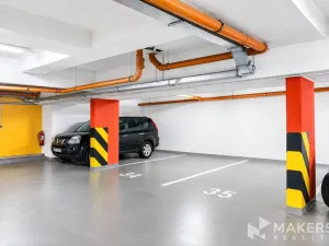 Pronájem bytu 3+1, Praha - Košíře, Lovčenská, 76 m2