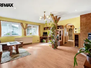 Prodej rodinného domu, Lomnice nad Popelkou, Komenského, 234 m2