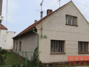 Prodej rodinného domu, Chrást, Kolmá, 180 m2