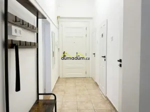 Prodej kanceláře, Praha, Pernerova, 88 m2