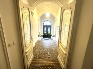 Prodej bytu 4+kk, Praha, Pernerova, 88 m2