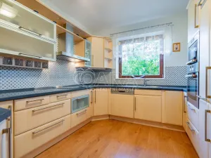 Prodej rodinného domu, Mořina, 320 m2