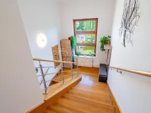 Prodej rodinného domu, Mořina, 320 m2