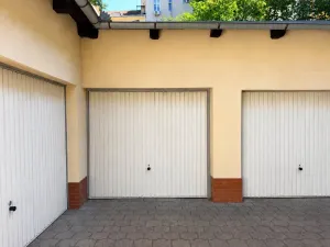 Prodej garáže, Praha, Wenzigova, 17 m2