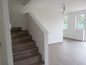 Pronájem rodinného domu, Praha, Do podkovy, 160 m2