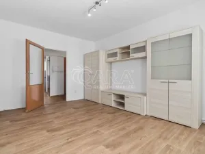 Prodej bytu 3+1, Velký Osek, Revoluční, 68 m2