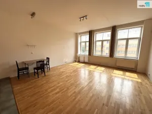 Pronájem bytu 2+kk, Praha - Vysočany, Pod pekárnami, 86 m2