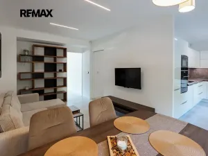 Prodej bytu 2+kk, Praha - Záběhlice, Jabloňová, 52 m2