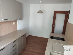 Pronájem bytu 2+1, Ostrov, Jungmannova, 64 m2