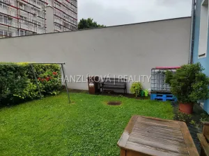 Pronájem bytu 2+1, České Budějovice - České Budějovice 7, Komenského, 75 m2