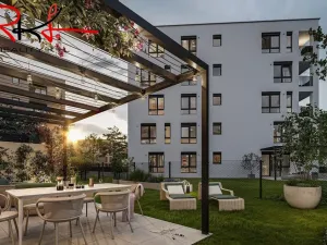 Prodej bytu 1+kk, Praha, Drnovská, 37 m2