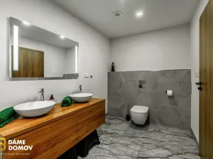 Prodej rodinného domu, Suchov, 308 m2