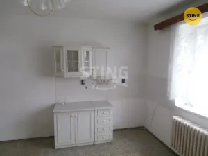 Prodej rodinného domu, Staré Město, 200 m2