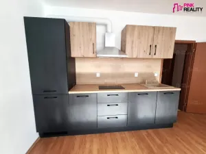 Pronájem bytu 2+kk, Hradec Králové - Nový Hradec Králové, Rybova, 52 m2
