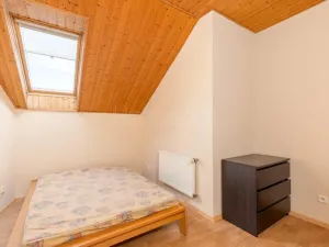 Pronájem bytu 2+kk, Praha - Újezd nad Lesy, Velebného, 57 m2
