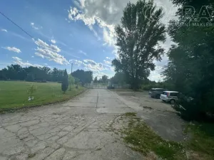 Pronájem atypického bytu, Mělník, Plavební, 16 m2