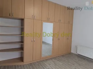 Pronájem bytu 1+1, Opava, Sokolovská, 42 m2
