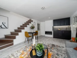Pronájem bytu 1+kk, Praha - Holešovice, U Uranie, 82 m2