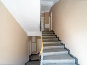Pronájem bytu 1+kk, Praha - Holešovice, U Uranie, 82 m2