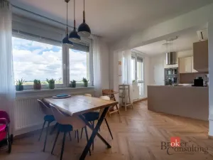 Prodej bytu 3+kk, Šlapanice, Švehlova, 78 m2