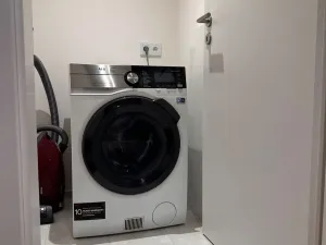 Pronájem bytu 2+kk, Praha - Radlice, U Komína, 52 m2