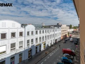 Pronájem bytu 2+kk, Hradec Králové, Škroupova, 56 m2