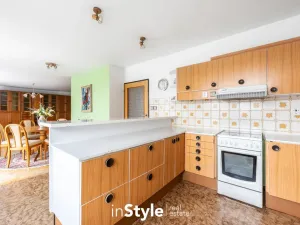 Prodej rodinného domu, Traplice, 274 m2