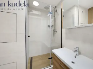 Pronájem bytu 2+kk, Brno, Bzenecká, 39 m2