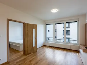 Pronájem bytu 2+kk, Praha - Modřany, Soukalova, 55 m2