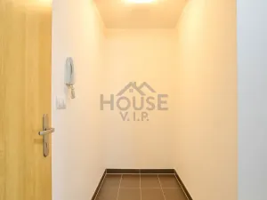 Prodej bytu 1+kk, Praha - Letňany, Nepomuckých, 37 m2