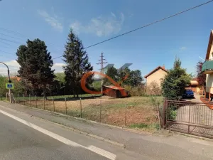 Prodej podílu 1/2 komerčního pozemku, Valašské Meziříčí, 639 m2