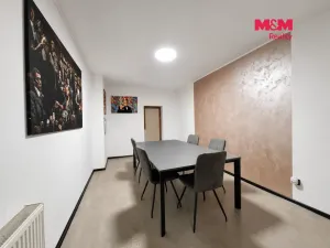 Pronájem kanceláře, Kadaň - Prunéřov, 200 m2