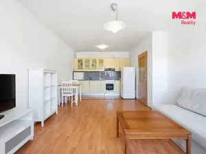 Prodej bytu 2+kk, Praha, Na břehu, 56 m2