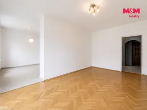 Prodej bytu 3+1, Bukovany, 84 m2