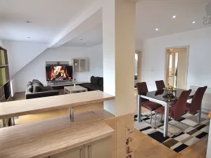 Prodej rodinného domu, Krupka, Letná, 212 m2