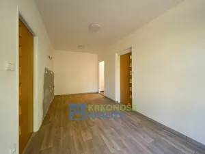 Pronájem bytu 2+1, Stará Paka, Tovární, 60 m2