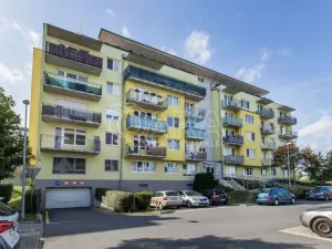 Pronájem bytu 3+kk, Praha - Čakovice, Blachutova, 88 m2
