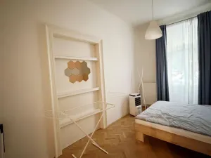 Pronájem bytu 3+1, Praha - Vinohrady, Šmilovského, 81 m2