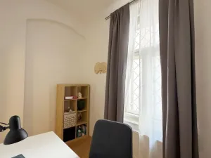Pronájem bytu 3+1, Praha - Vinohrady, Šmilovského, 81 m2