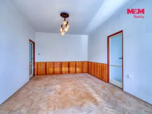 Prodej bytu 3+1, Nýrsko, Sídliště I, 56 m2