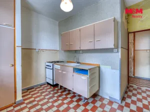 Prodej bytu 3+1, Nýrsko, Sídliště I, 56 m2