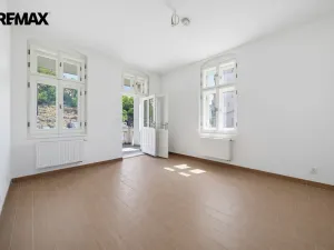 Prodej ubytování, Karlovy Vary, Zámecký vrch, 350 m2
