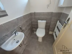 Pronájem bytu 2+kk, Praha, Zavadilova, 48 m2