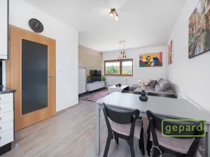 Prodej bytu 3+kk, Mníšek pod Brdy, Ke škole, 73 m2