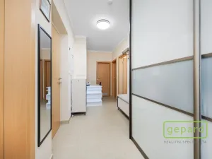 Prodej bytu 3+kk, Mníšek pod Brdy, Ke škole, 73 m2