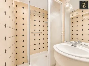 Pronájem bytu 2+kk, Kladno, Děčínská, 40 m2