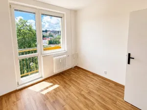 Prodej bytu 3+1, Třebíč, Obránců míru, 75 m2